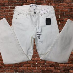 NWT White Crop Pants Size 3/26